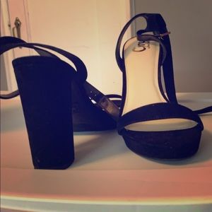 Size 10 heels. Never worn